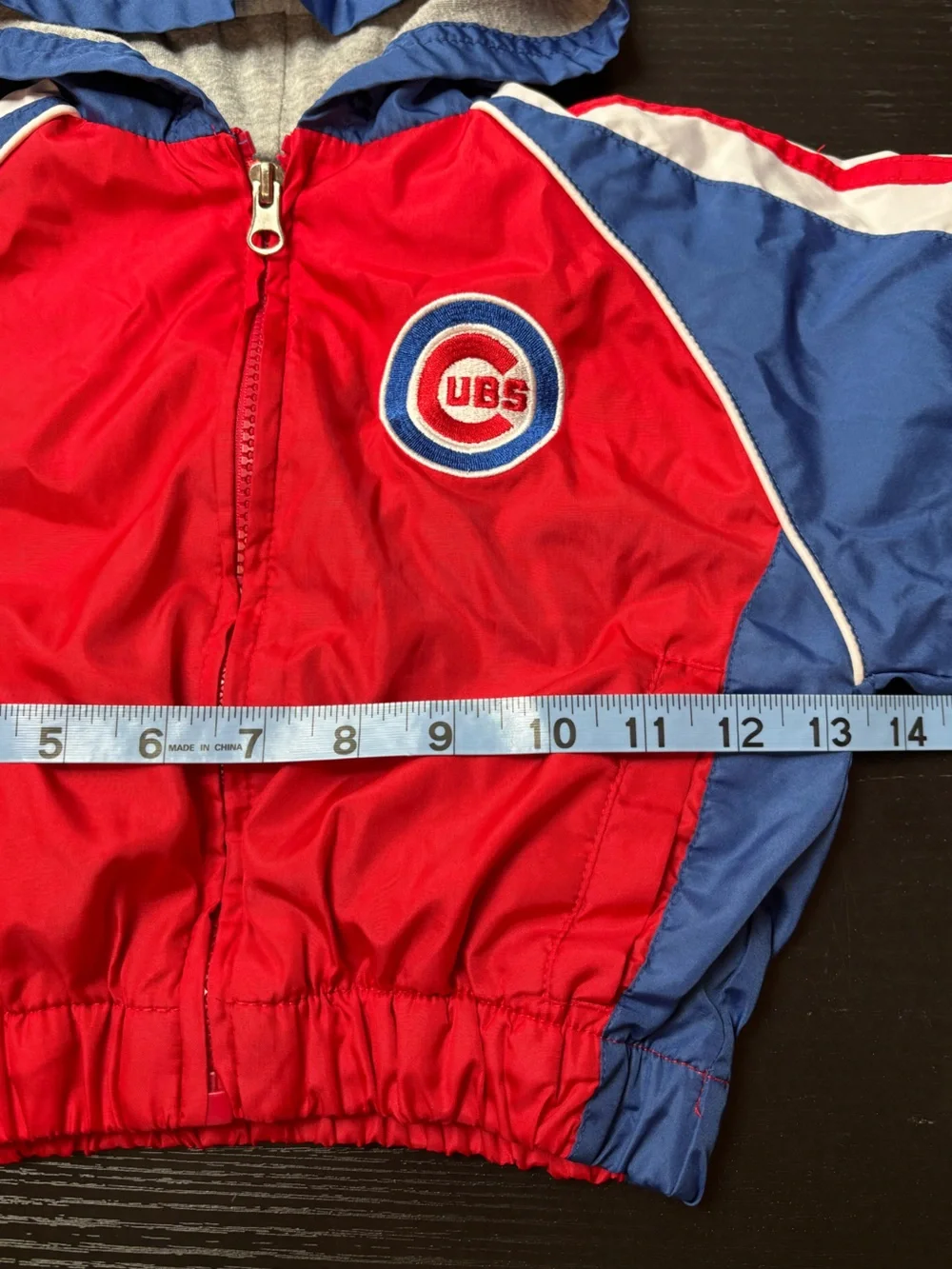 Chicago Cubs toddler hooded windbreaker, size 2T